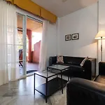 In דירה